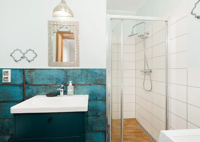 Wakacyjny / Dookola Swiata Rewal